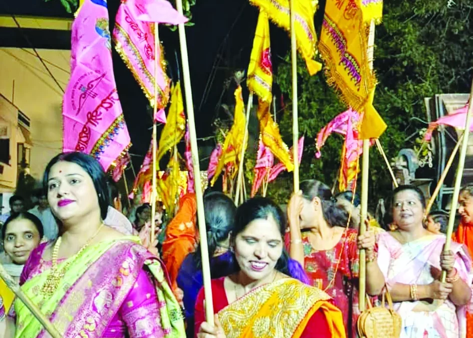 खाटू श्याम बाबा के जयकारों के साथ निकली यात्रा