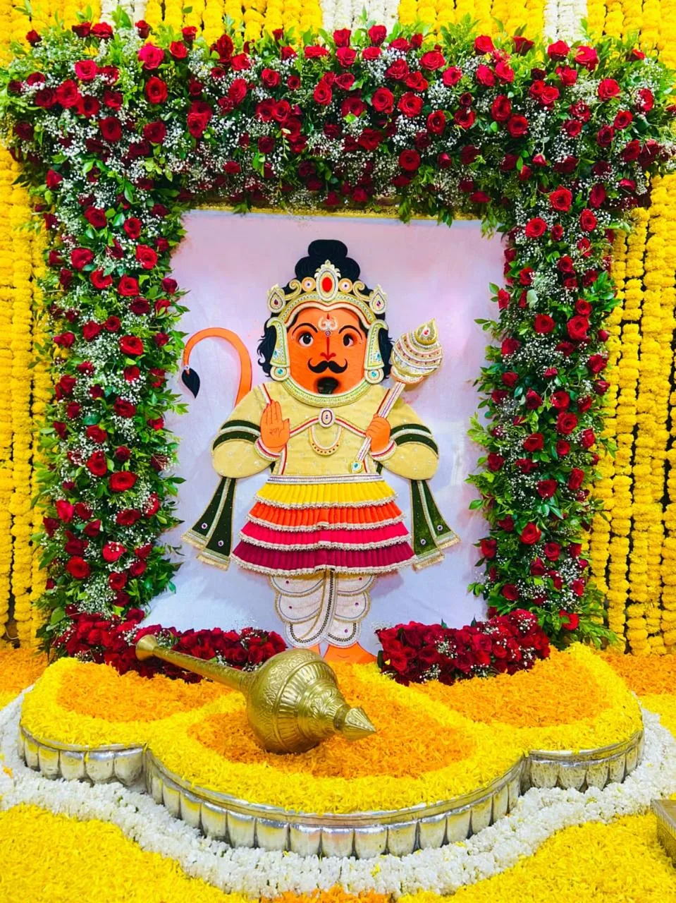 रणजीत बाबा के हो रहे हैं विशेष शृंगार दर्शन – Indore ranjit hanuman special shringar dussehra (फोटो 2)