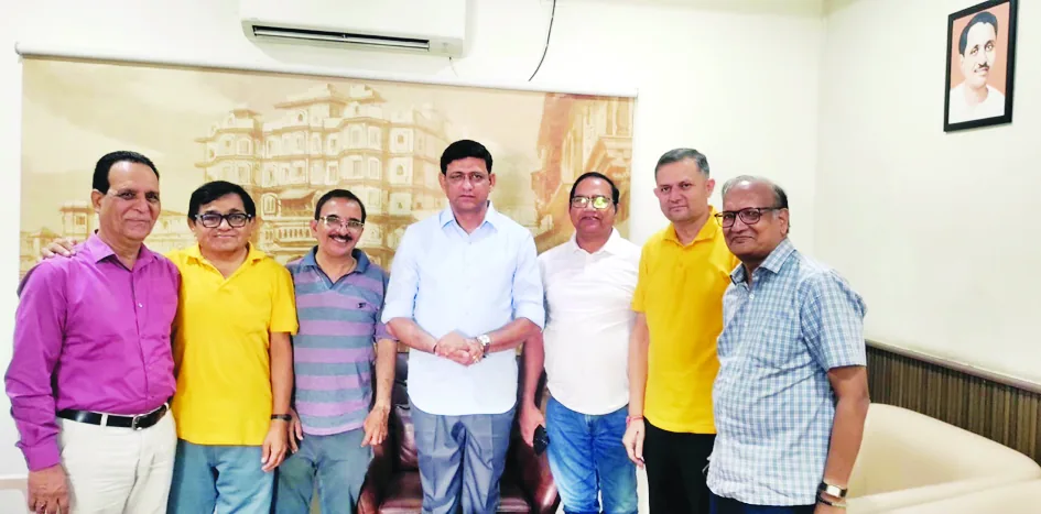 स्कीम 140 की समस्याओं से अवगत कराया
