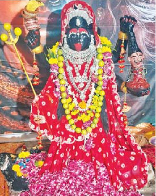 काली माता मंदिर में धार्मिक आयोजन