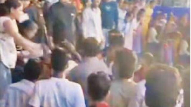 कनकेश्वरी गरबा में भिड़े पक्ष, तो सादगी गरबा में महिलाओं से छेड़छाड़ का आरोप