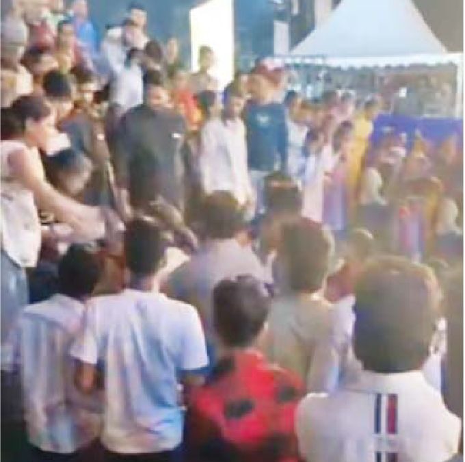 कनकेश्वरी गरबा में भिड़े पक्ष, तो सादगी गरबा में महिलाओं से छेड़छाड़ का आरोप