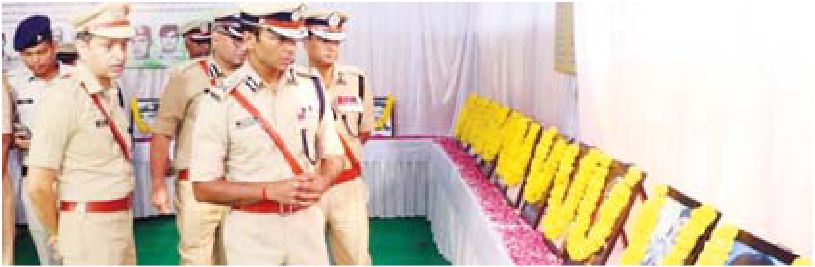 कर्तव्यपथ पर प्राणों की आहुति देने वाले शहीदों को दी श्रद्धांजलि