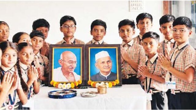 कसेरा बाजार स्कूल में जयंती मनाई