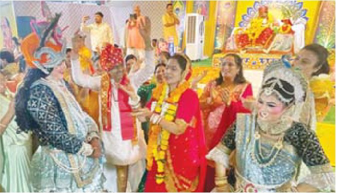 एमआईसी सदस्य भी भक्त बनकर झूमे