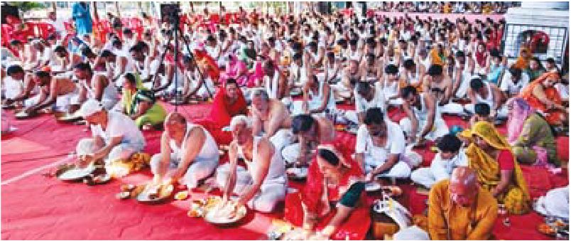 सर्वपितृ को याद कर आज सुबह कई जगह हुए तर्पण आयोजन