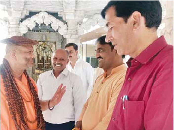 शंकराचार्य से लिया भाजपा नेता ने आशीर्वाद