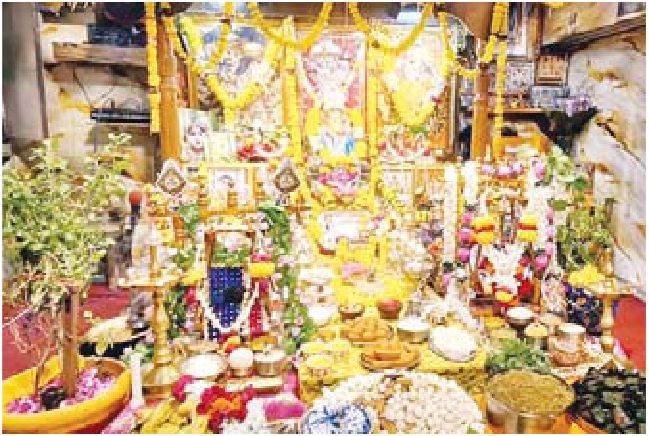 श्रीधाम में अनुष्ठान शुरू
