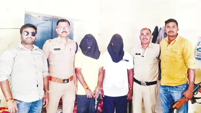 देपालपुर में किसान के साथ लूट करने वाले दो लुटेरे धराए